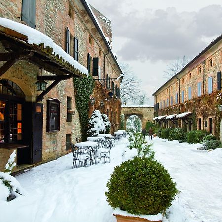 Hotel Torre Di San Martino Гаццола-ди-Ривальта Экстерьер фото