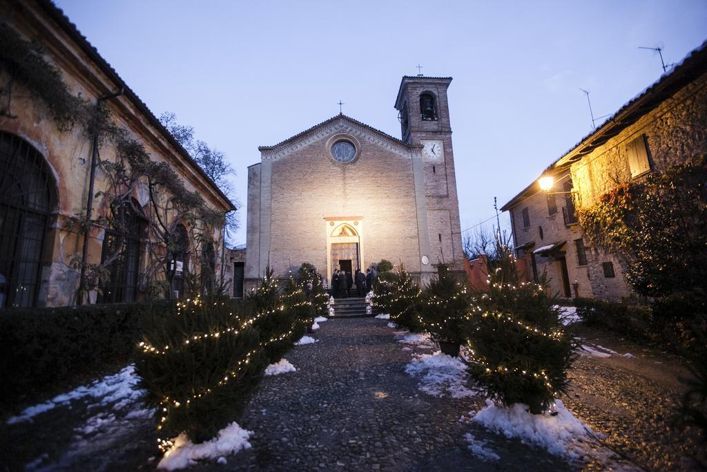 Hotel Torre Di San Martino Гаццола-ди-Ривальта Экстерьер фото