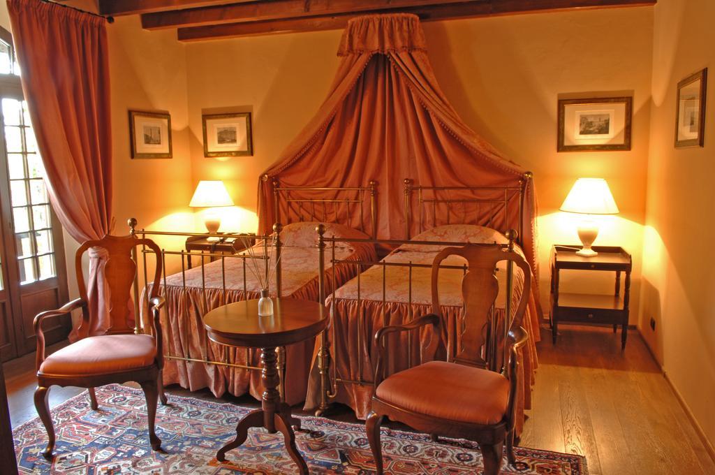 Hotel Torre Di San Martino Гаццола-ди-Ривальта Экстерьер фото