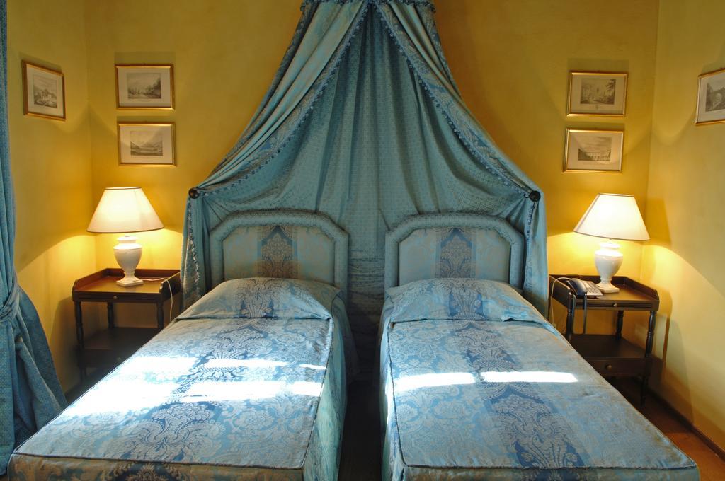 Hotel Torre Di San Martino Гаццола-ди-Ривальта Экстерьер фото